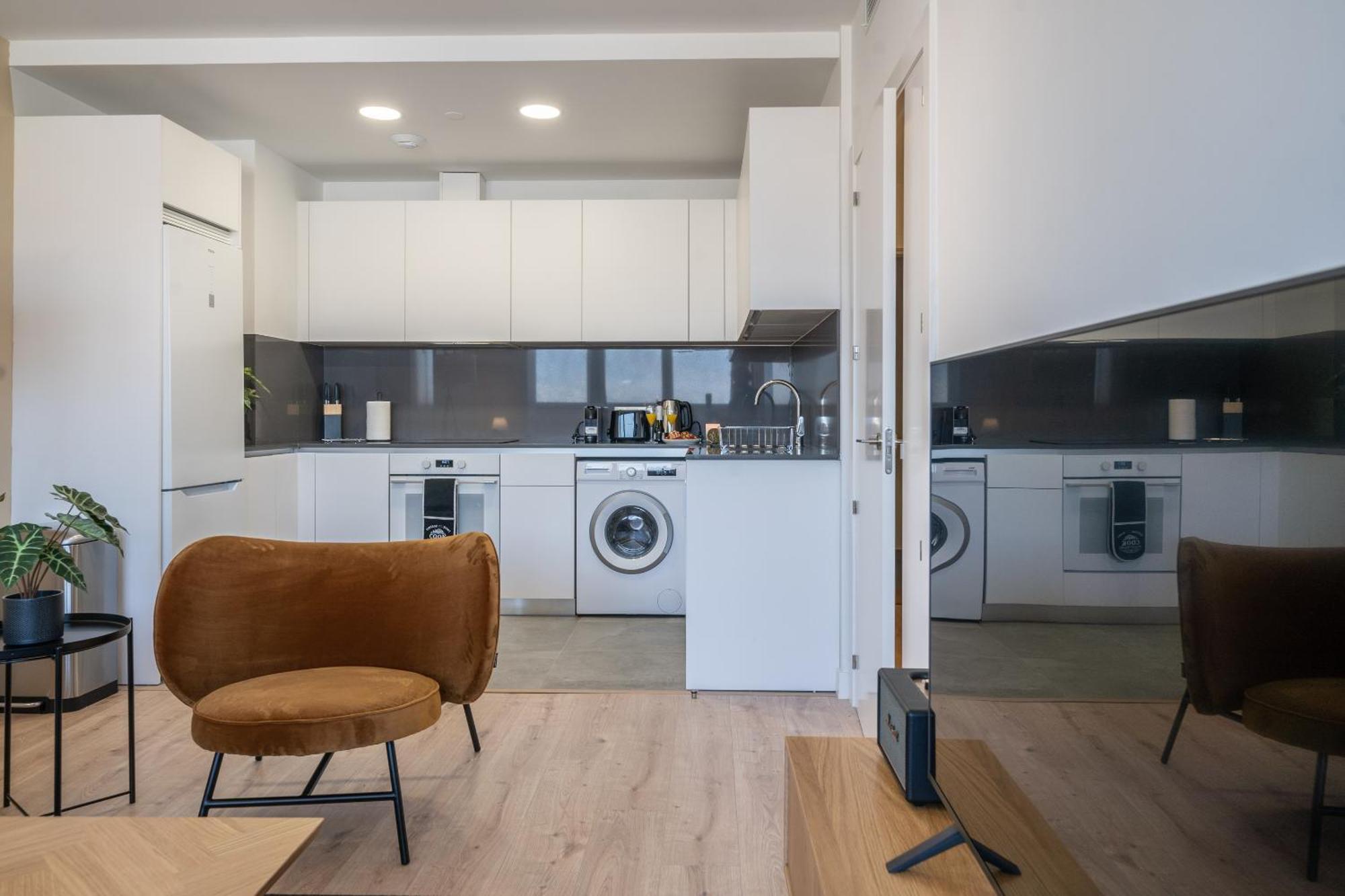 Xpce Urban 9 Skyline - Parking Free Apartament